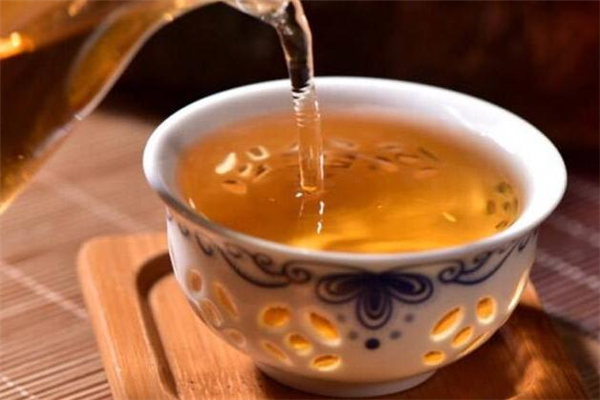 丁香茶和丁香紅茶一樣嗎 丁香茶和丁香紅茶的區(qū)別 丁香茶和丁香紅茶一樣嗎 丁香茶和丁香紅茶的區(qū)別