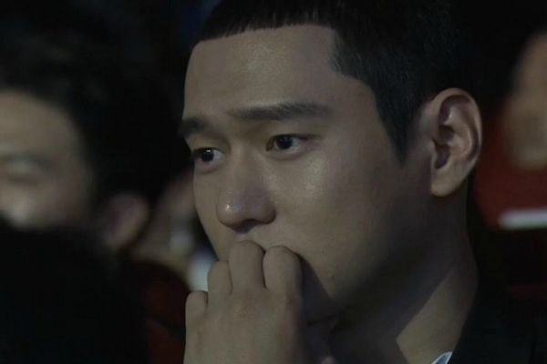 高冷男喜歡你的細(xì)節(jié)表現(xiàn) 高冷男喜歡你會怎么樣