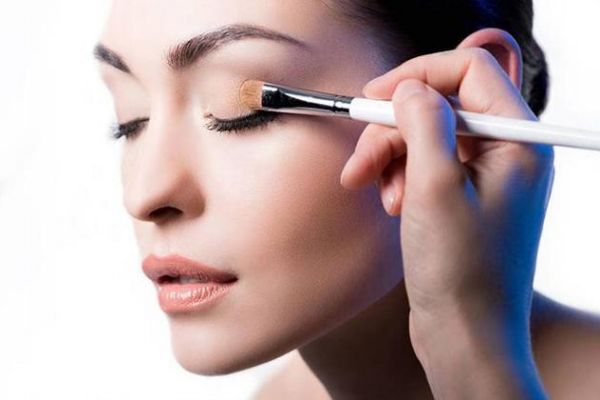 眼影是不是越貴越好 眼影買便宜的還是貴的 眼影是不是越貴越好 眼影買便宜的還是貴的