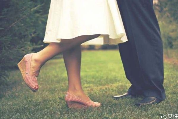 結(jié)婚后感情太平淡了怎么辦 結(jié)婚后感情太平淡怎么解決 結(jié)婚后感情太平淡了怎么辦 結(jié)婚后感情太平淡怎么解決