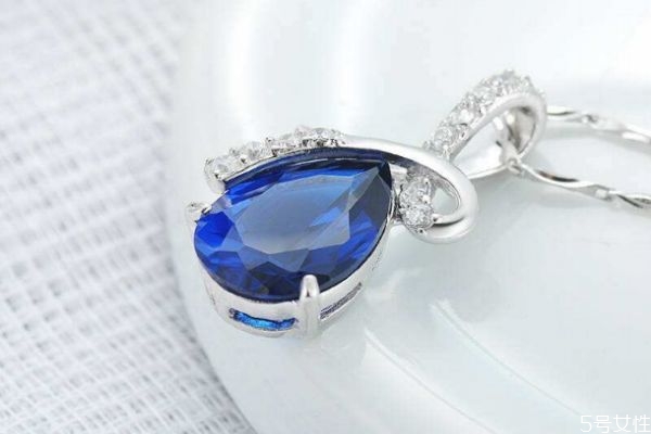 彩銀項鏈會掉色嗎 彩銀項鏈有可能掉色嗎 彩銀項鏈會掉色嗎 彩銀項鏈有可能掉色嗎