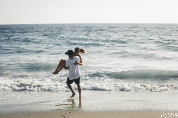 凈身出戶娶小三幸福嗎 離婚跟小三結婚會幸福嗎