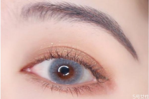 藍(lán)色美瞳夸張嗎 藍(lán)色美瞳什么樣的好看 藍(lán)色美瞳夸張嗎 藍(lán)色美瞳什么樣的好看