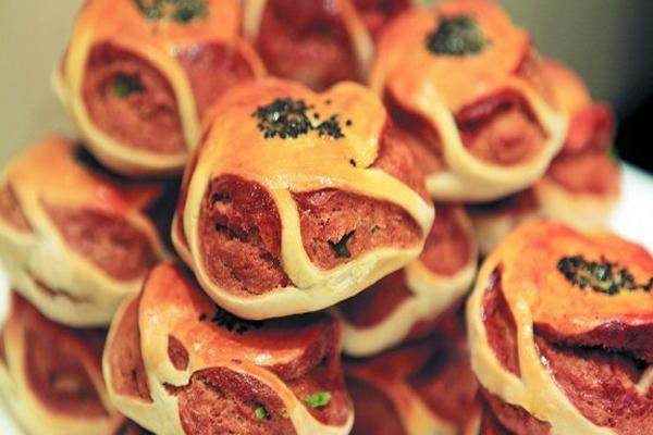 馬蹄松糕是哪里的小吃 馬蹄松高熱量高嗎 馬蹄松糕是哪里的小吃 馬蹄松高熱量高嗎