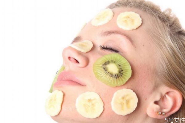 如何用香蕉做面膜 香蕉面膜的做法 如何用香蕉做面膜 香蕉面膜的做法