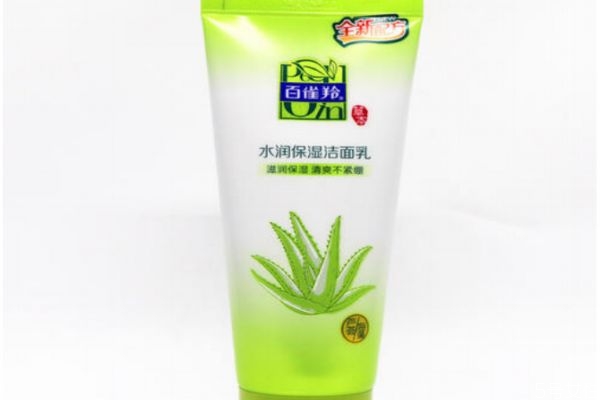 干性皮膚怎么用洗面奶 干性皮膚用哪款洗面奶好