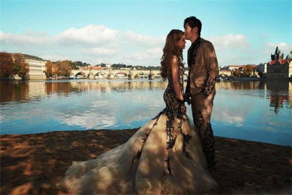 情人有了新歡的表現(xiàn) 情人有了新歡會(huì)說出來(lái)嗎