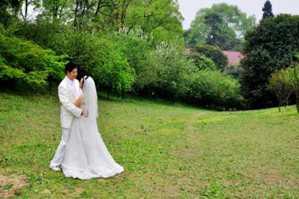 男生討厭倒追的女生嗎 男生被倒追時(shí)會(huì)怎樣 男生討厭倒追的女生嗎 男生被倒追時(shí)會(huì)怎樣