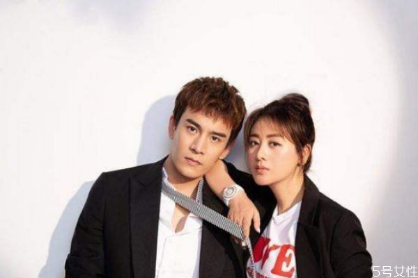 戀愛時(shí)兩個(gè)人要怎么相處 戀愛時(shí)兩個(gè)人相處的方法