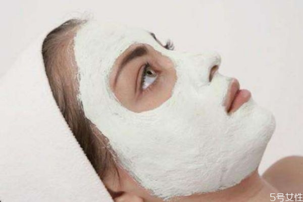 為什么有的面膜很粘稠 面膜粘稠的好還是不好 為什么有的面膜很粘稠 面膜粘稠的好還是不好