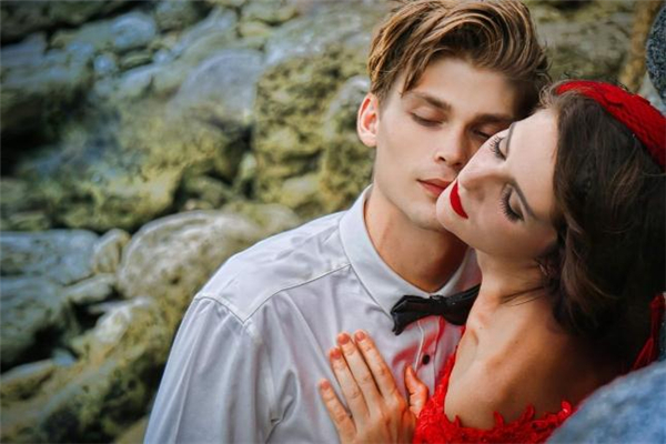 前任撩你是放不下你嗎 前任來(lái)撩你又消失是為什么