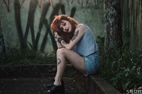 分手后男人需要多久才能放下 怎樣度過失戀難熬期 分手后男人需要多久才能放下 怎樣度過失戀難熬期