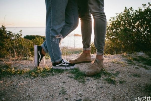 男人越絕情越說明什么 男人分手后的心理階段 男人越絕情越說明什么 男人分手后的心理階段