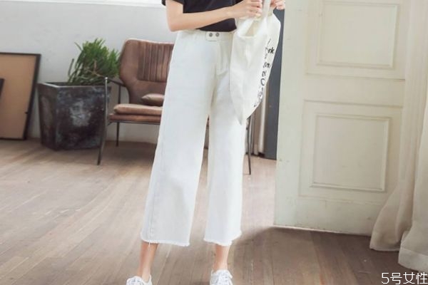 白色闊腿褲有點(diǎn)透怎么辦 白色闊腿褲有點(diǎn)透怎么解決 白色闊腿褲有點(diǎn)透怎么辦 白色闊腿褲有點(diǎn)透怎么解決