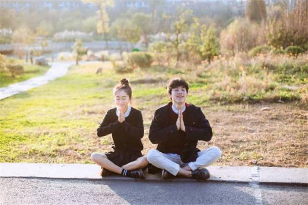 情商低的男人能嫁嗎 嫁給情商低的男人會幸福嗎 情商低的男人能嫁嗎 嫁給情商低的男人會幸福嗎