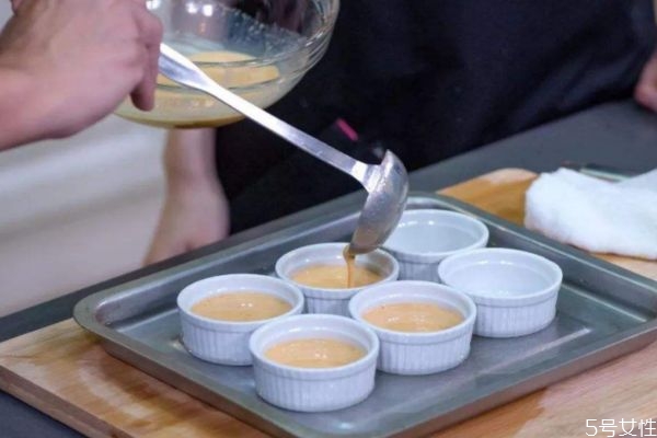 焦糖布丁的熱量高嗎 吃焦糖布丁會長胖嗎 焦糖布丁的熱量高嗎 吃焦糖布丁會長胖嗎