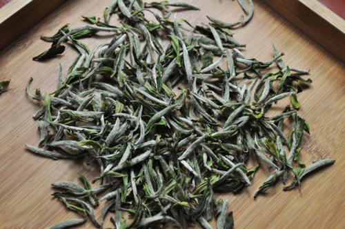 晚上怎樣喝福鼎白茶不會失眠 福鼎白茶需要醒茶嗎 晚上怎樣喝福鼎白茶不會失眠 福鼎白茶需要醒茶嗎