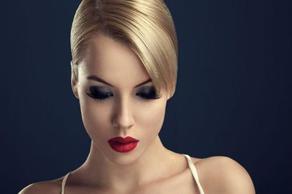 什么女生不適合濃妝 不適合濃妝的女生特質(zhì) 什么女生不適合濃妝 不適合濃妝的女生特質(zhì)