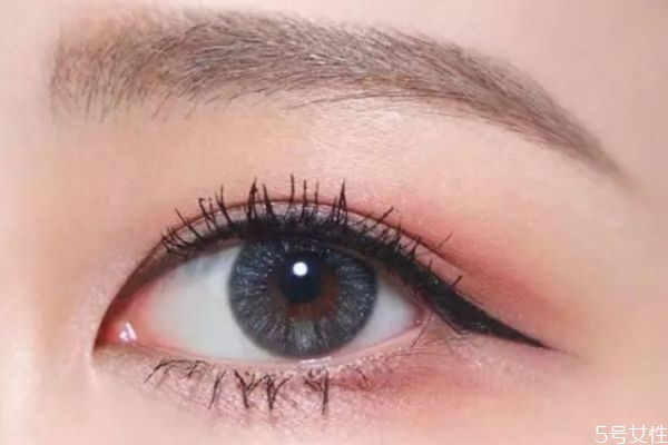 怎么畫(huà)下眼睫毛好看 畫(huà)下眼睫毛的方法