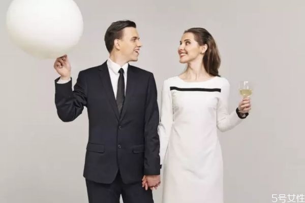 想要挽回男人的心聰明的女人這樣做 讓他再次愛上你