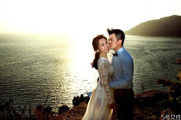 結(jié)婚紀念日送老婆什么好 最能討老婆歡心的禮物 結(jié)婚紀念日送老婆什么好 最能討老婆歡心的禮物