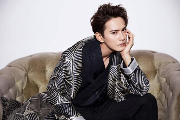 男生看顏值還是學歷 男生覺得顏值和學歷哪個重要