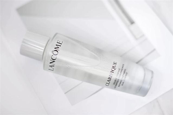 蘭蔻極光水敏感肌可以用嗎 蘭蔻極光水有刺痛感嗎 蘭蔻極光水敏感肌可以用嗎 蘭蔻極光水有刺痛感嗎