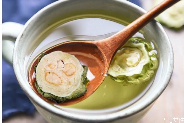 苦瓜怎么泡水 苦瓜泡水的方法 苦瓜怎么泡水 苦瓜泡水的方法