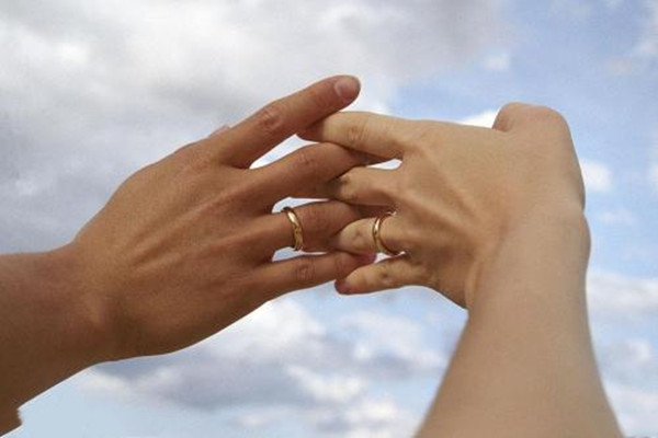 老公堅(jiān)決離婚能挽回嗎 老公堅(jiān)決離婚還需要挽回嗎 老公堅(jiān)決離婚能挽回嗎 老公堅(jiān)決離婚還需要挽回嗎