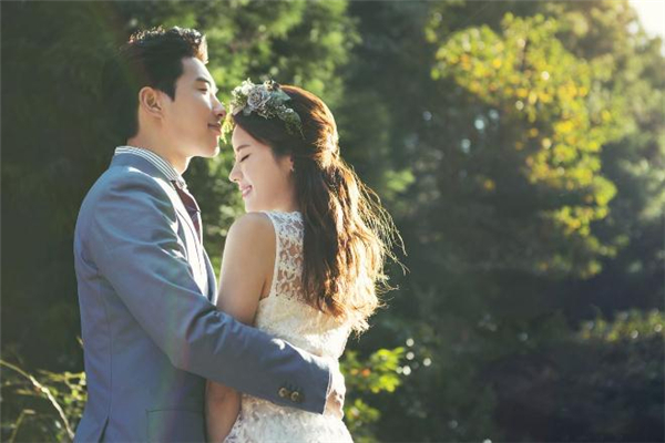 二婚老婆太強(qiáng)勢(shì)怎么辦 二婚女人太強(qiáng)勢(shì)了怎么相處 二婚老婆太強(qiáng)勢(shì)怎么辦 二婚女人太強(qiáng)勢(shì)了怎么相處