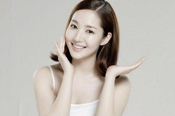 皮膚在什么狀態(tài)下不需要去角質(zhì) 怎樣的皮膚不需要去角質(zhì)呢 皮膚在什么狀態(tài)下不需要去角質(zhì) 怎樣的皮膚不需要去角質(zhì)呢