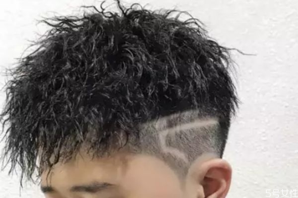 錫紙燙可以分中分嗎 錫紙燙沒幾天就沒效果了 錫紙燙可以分中分嗎 錫紙燙沒幾天就沒效果了