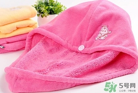 如何自制一個(gè)干發(fā)帽？如何用毛巾自制干發(fā)帽