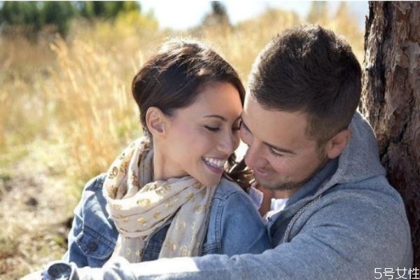讓女人動心的好辦法 這些讓女人對你實名心動