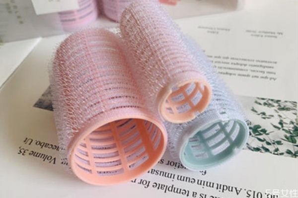 劉海太蓬松怎么辦 劉海很翹不貼額頭怎么辦 劉海太蓬松怎么辦 劉海很翹不貼額頭怎么辦