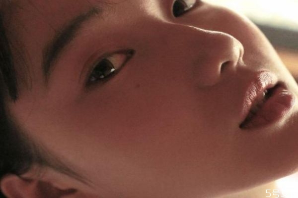 讓女人心動的體貼小動作 讓女朋友心動的動作 讓女人心動的體貼小動作 讓女朋友心動的動作