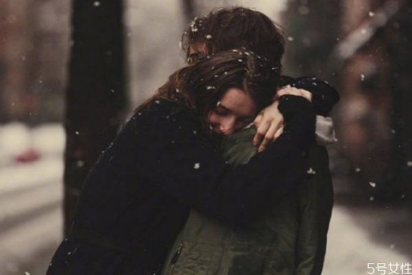 怎樣判斷老婆真要離婚 女人一旦決定離婚表現(xiàn) 怎樣判斷老婆真要離婚 女人一旦決定離婚表現(xiàn)