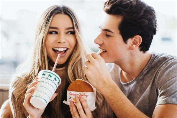 女生脫單是不是比男生容易 男生脫單為什么很難