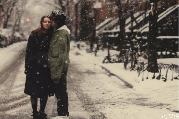 怎樣判斷老婆真要離婚 女人一旦決定離婚表現(xiàn) 怎樣判斷老婆真要離婚 女人一旦決定離婚表現(xiàn)