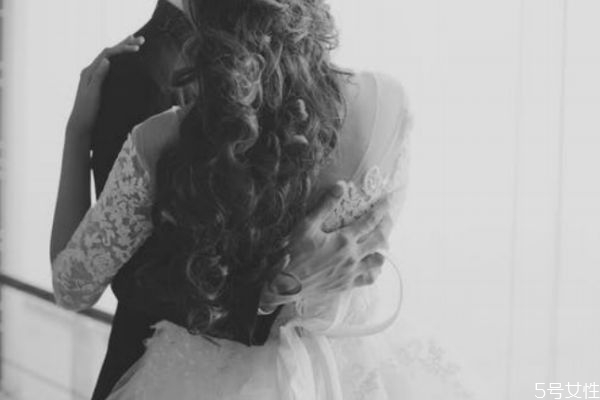 聰明妻子怎樣讓老公分離小三 分離小三的步驟 聰明妻子怎樣讓老公分離小三 分離小三的步驟