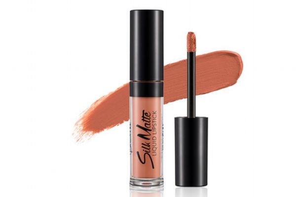 唇釉和口紅哪個(gè)危害大 唇釉相比于口紅有什么優(yōu)勢