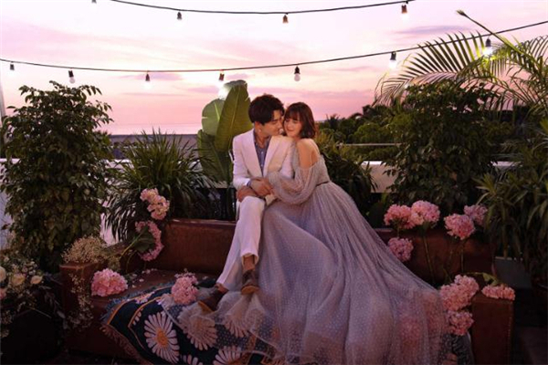 網(wǎng)上相親可以直接約吃飯嗎 網(wǎng)上相親女生主動約見面怎么辦