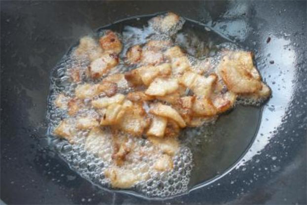 帶皮五花肉好吃嗎 帶皮五花肉怎么炸好吃 帶皮五花肉好吃嗎 帶皮五花肉怎么炸好吃