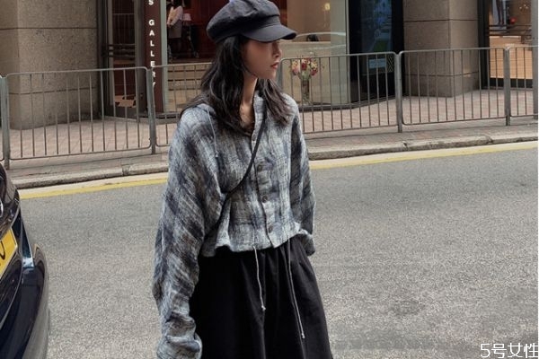 平頂帽適合什么發(fā)型 平頂帽怎么搭配好看 平頂帽適合什么發(fā)型 平頂帽怎么搭配好看