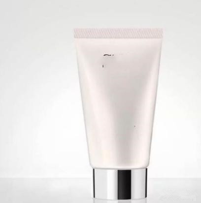 臉上毛孔粗大像雞皮一樣怎么辦 臉上毛孔粗大像雞皮一樣怎么辦