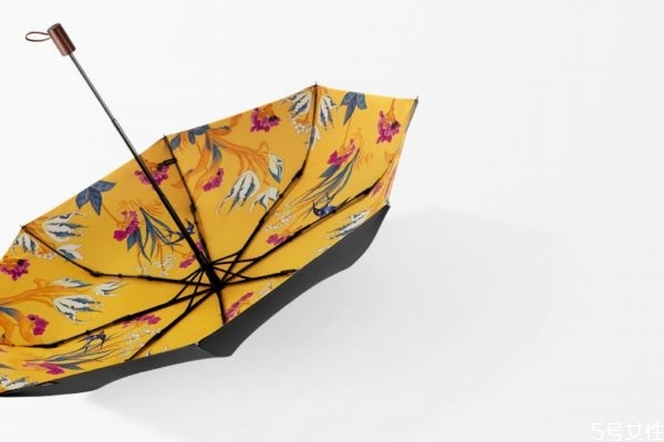 什么牌子太陽(yáng)傘最防曬 太陽(yáng)傘什么顏色最防曬 什么牌子太陽(yáng)傘最防曬 太陽(yáng)傘什么顏色最防曬