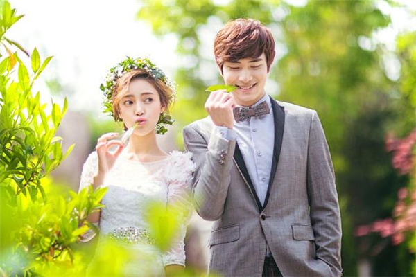 老婆出軌前男友后有哪些表現(xiàn) 老婆出軌前男友可以原諒嗎 老婆出軌前男友后有哪些表現(xiàn) 老婆出軌前男友可以原諒嗎