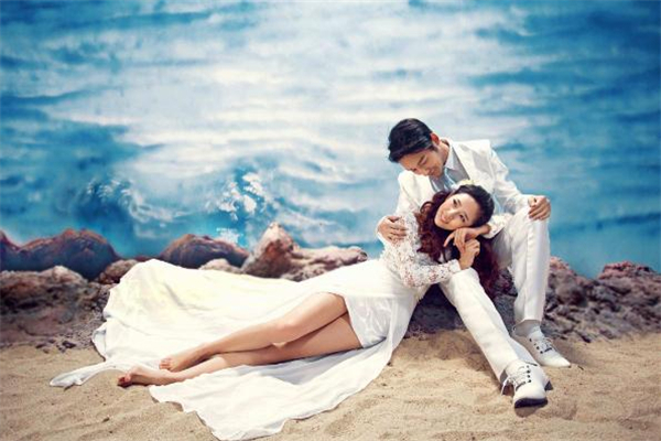 老婆出軌前男友后有哪些表現(xiàn) 老婆出軌前男友可以原諒嗎 老婆出軌前男友后有哪些表現(xiàn) 老婆出軌前男友可以原諒嗎