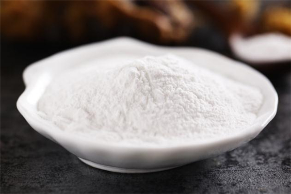 泡打粉和膨松劑有什么區(qū)別 泡打粉發(fā)面會兩倍大嗎 泡打粉和膨松劑有什么區(qū)別 泡打粉發(fā)面會兩倍大嗎