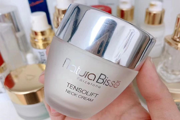 悅碧施頸霜哪個(gè)國家的 悅碧施頸霜好用嗎 悅碧施頸霜哪個(gè)國家的 悅碧施頸霜好用嗎